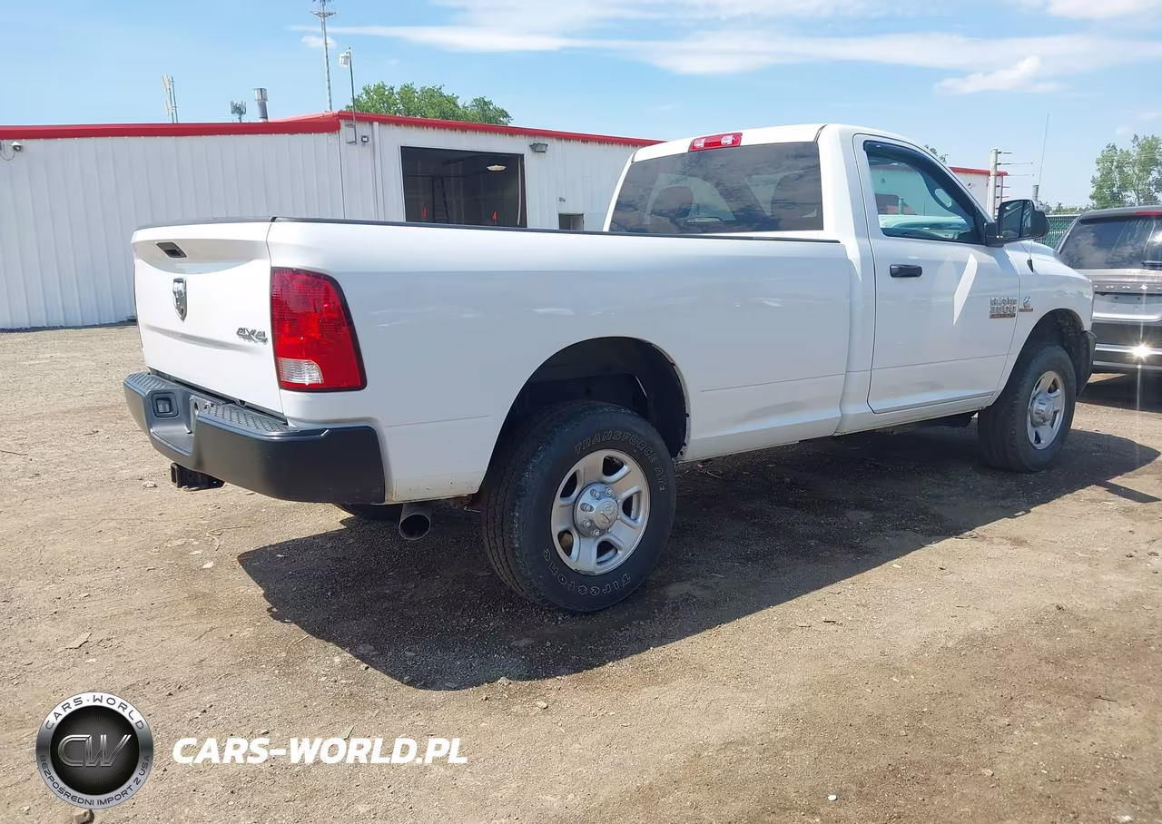 2017 Ram 3500 Tradesman 4X4 8' Box VIN:3C63R3AL2HG788940 - 4
