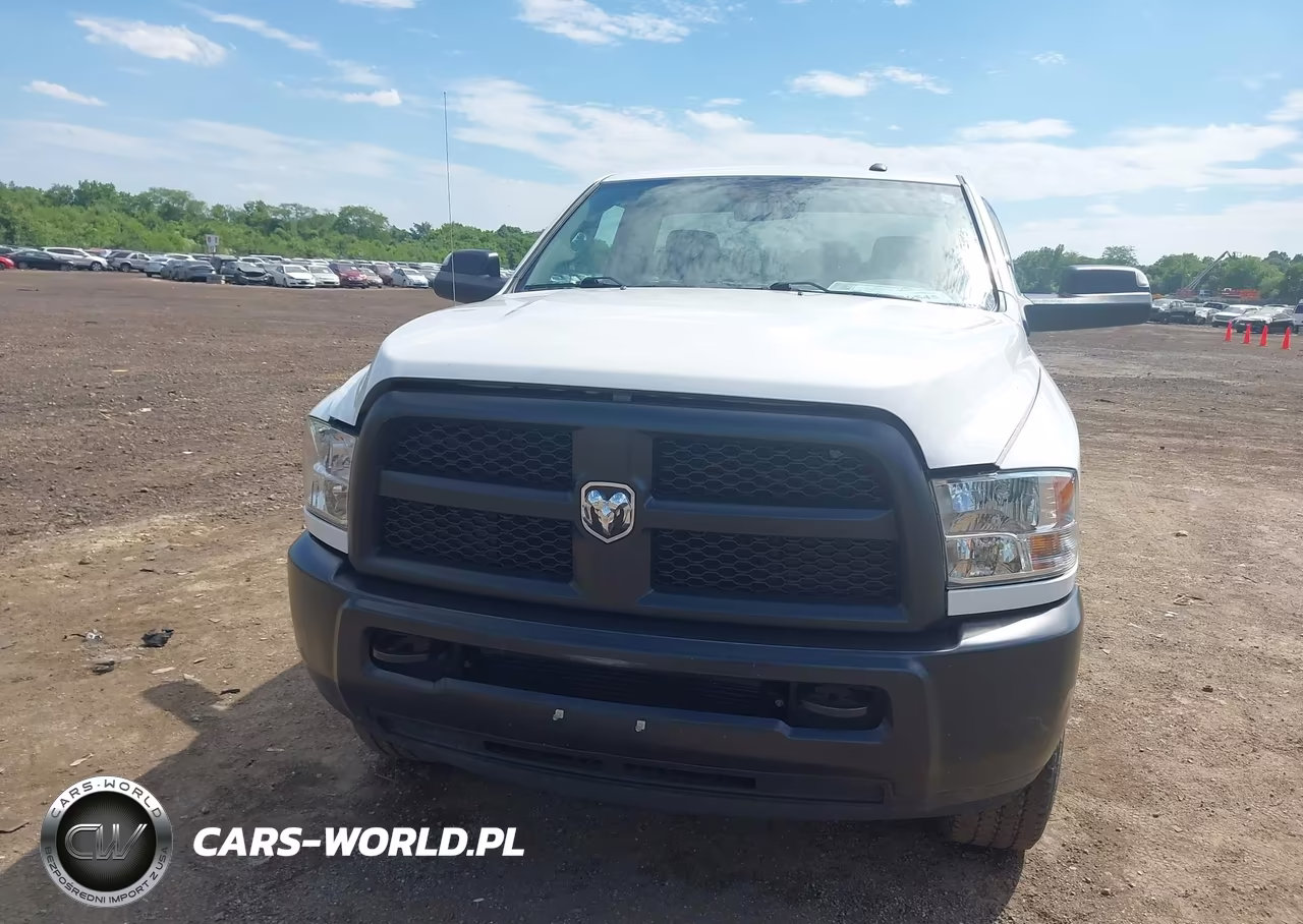 2017 Ram 3500 Tradesman 4X4 8' Box VIN:3C63R3AL2HG788940 - 6