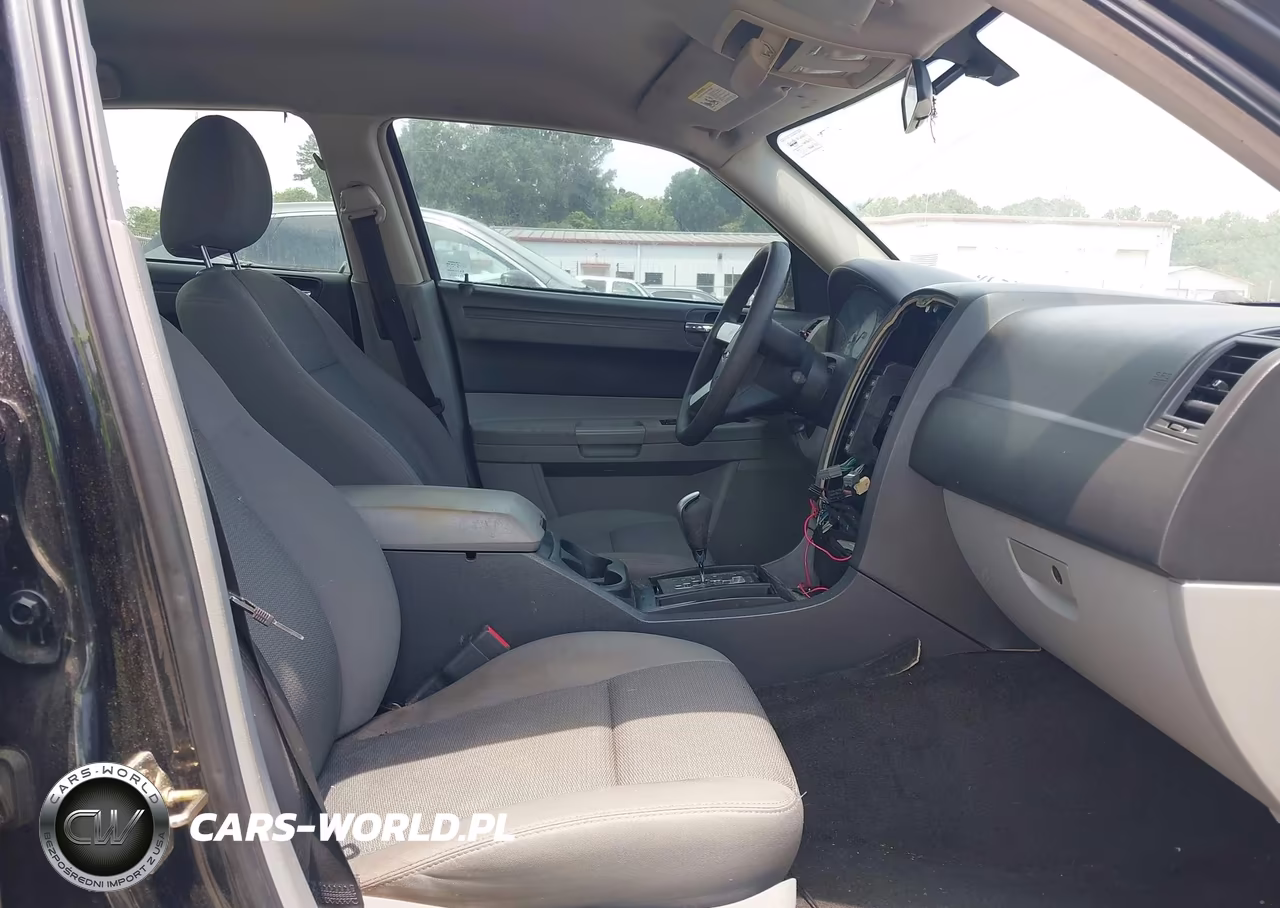 2006 Chrysler 300 VIN:2C3LA43R26H525467 - 5
