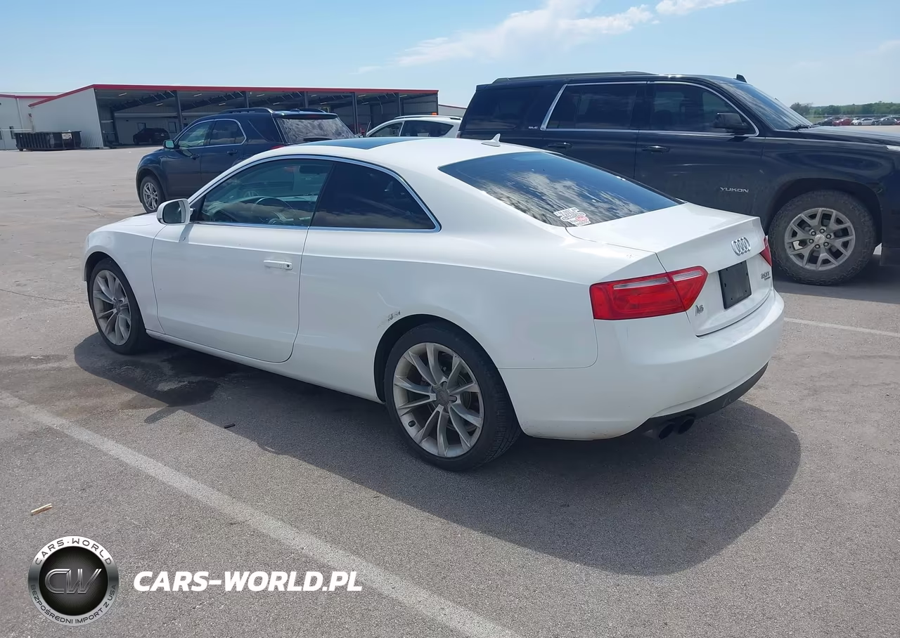 2014 Audi A5 2.0T Premium VIN:WAUCFAFRXEA061846 - 3