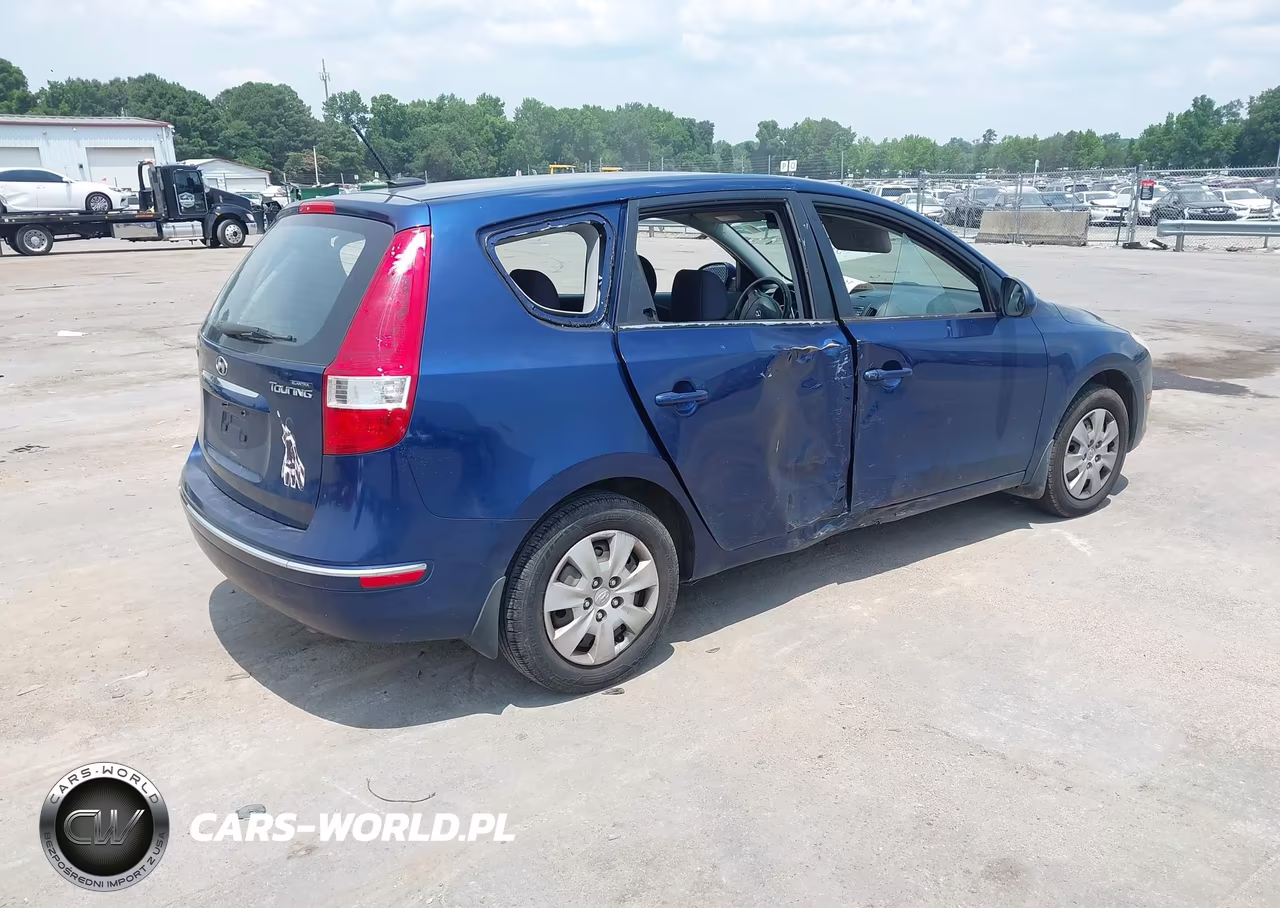 2011 Hyundai Elantra Touring Gls VIN:KMHDB8AE3BU093222 - 4