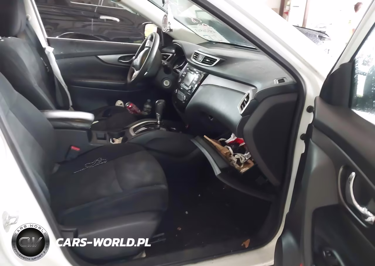 2014 Nissan Rogue S VIN:5N1AT2MK8EC823408 - 5