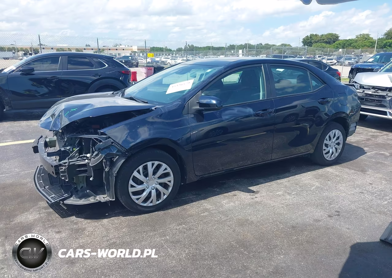 2018 Toyota Corolla Le VIN:5YFBURHE0JP848677 - 2