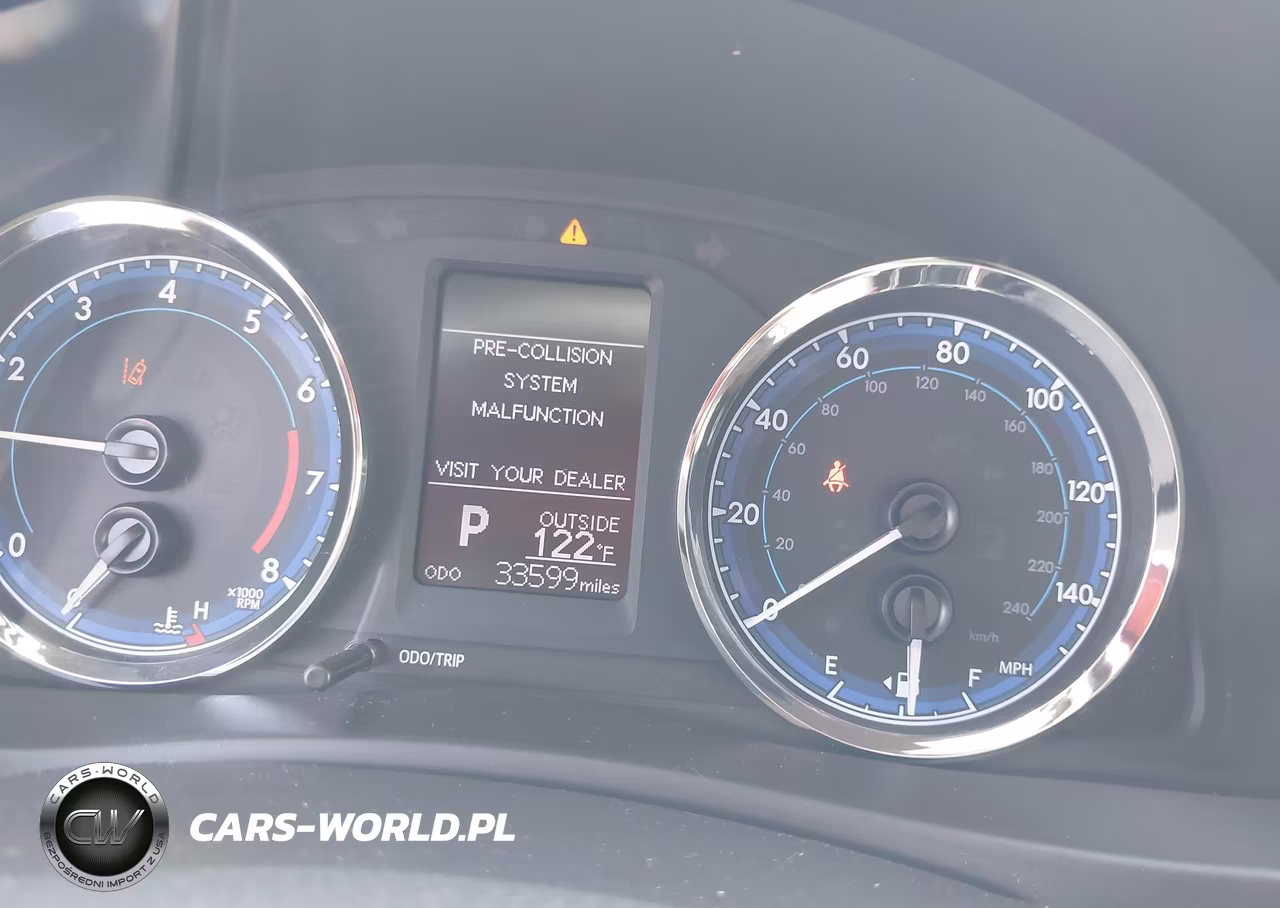 2018 Toyota Corolla Le VIN:5YFBURHE0JP848677 - 7