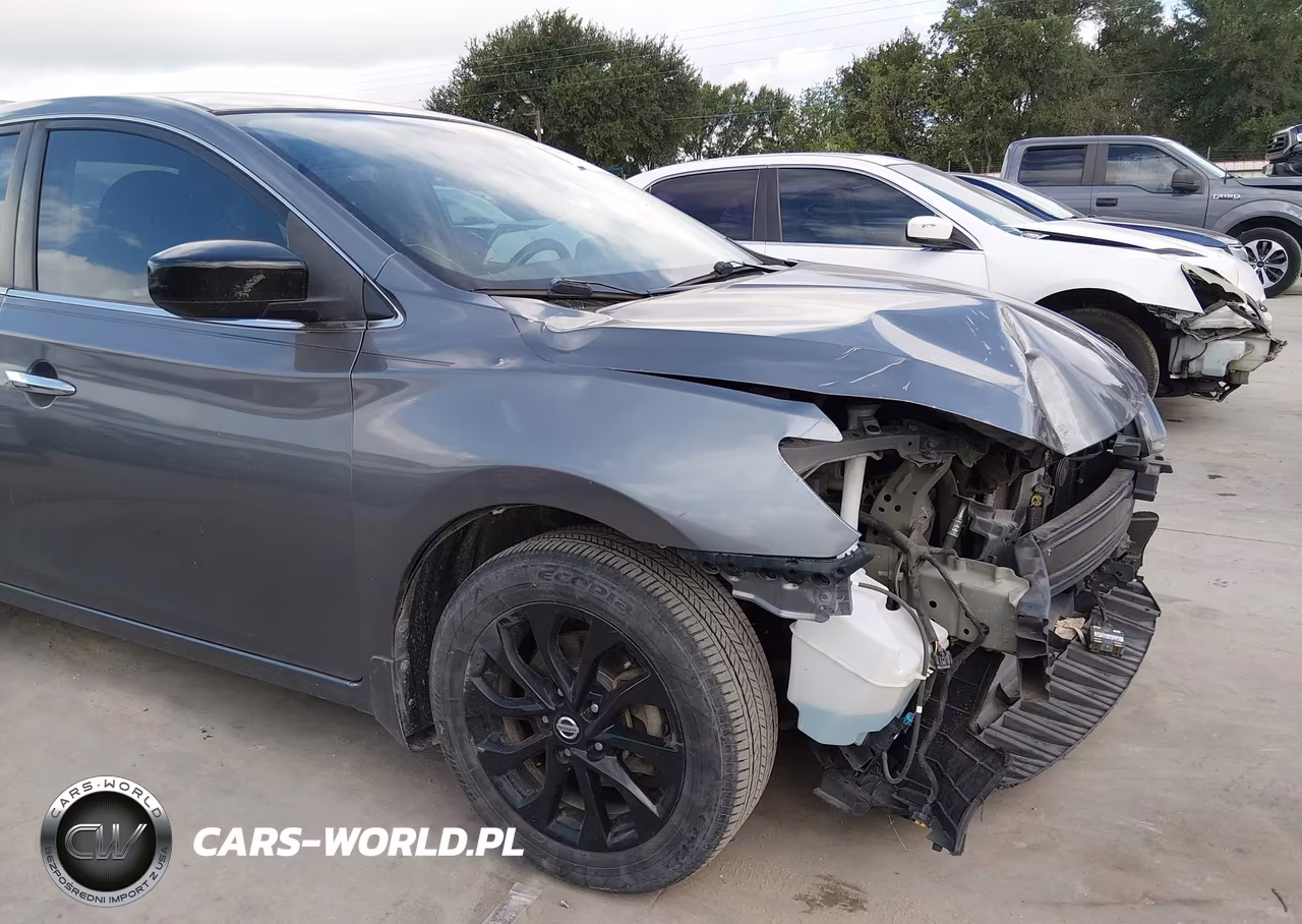 2018 Nissan Sentra S VIN:3N1AB7AP3JY234985 - 19