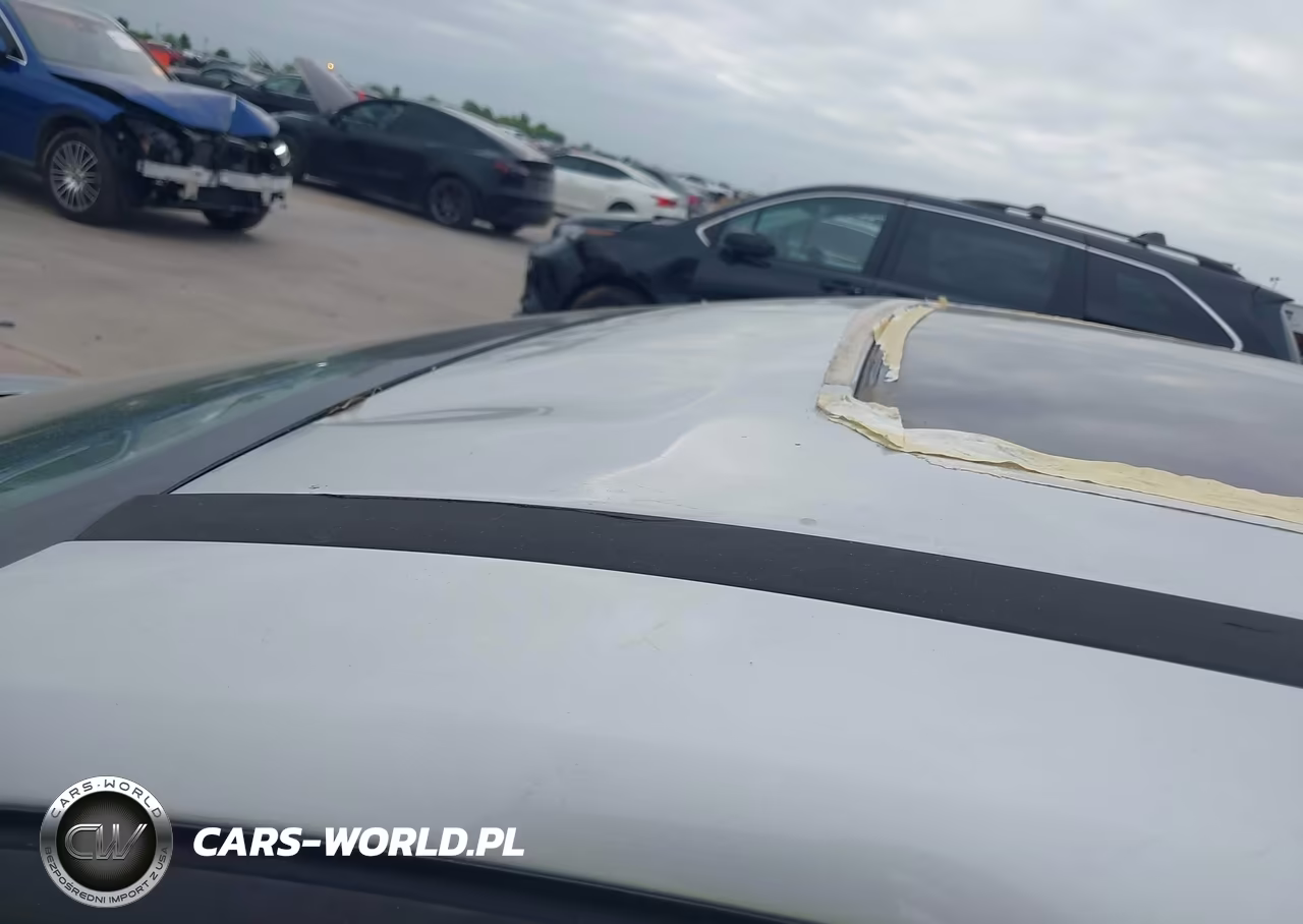 2013 Ford Focus Titanium VIN:1FADP3J28DL115258 - 18
