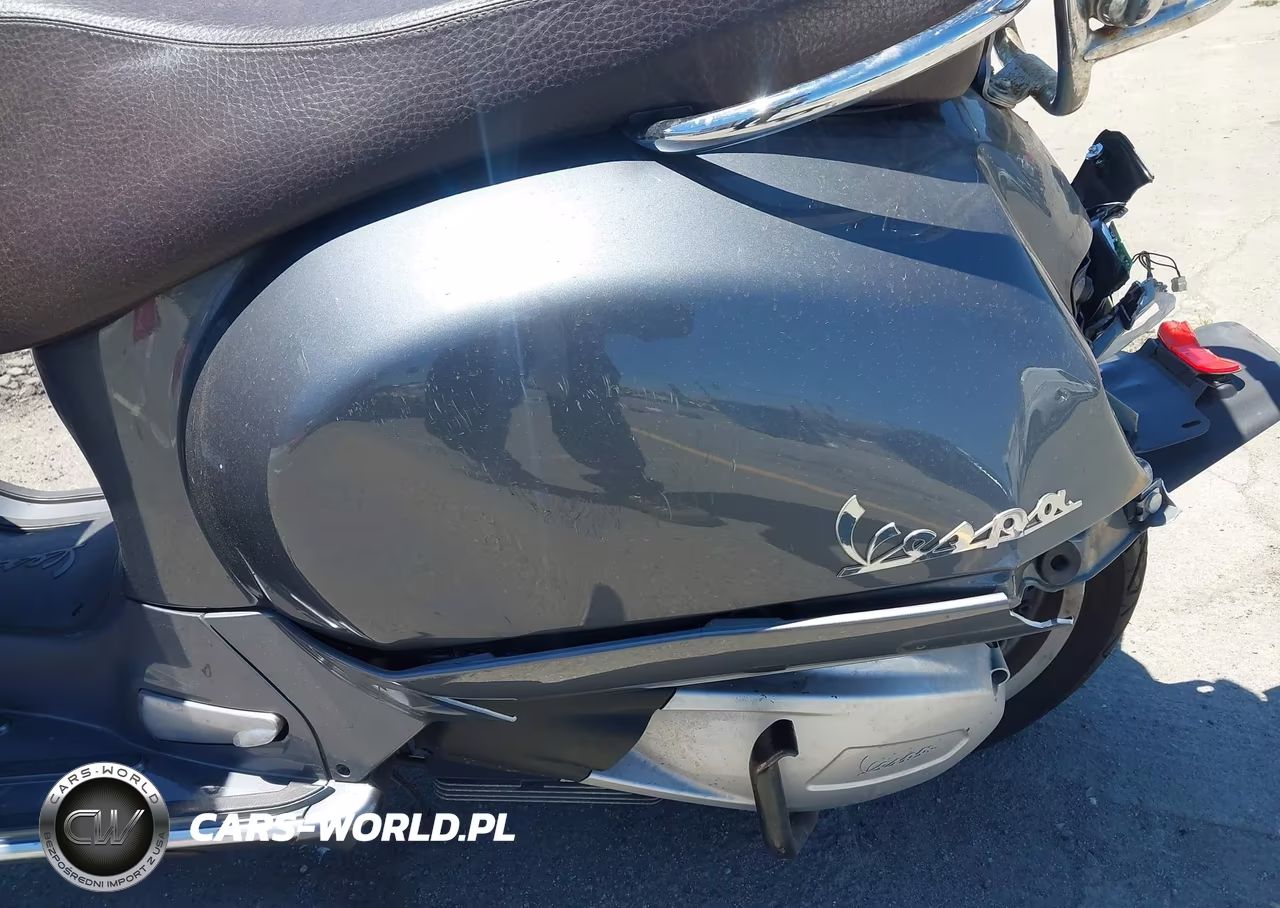 2022 Vespa Gts 300 Super VIN:ZAPMA39M8N5300593 - 9