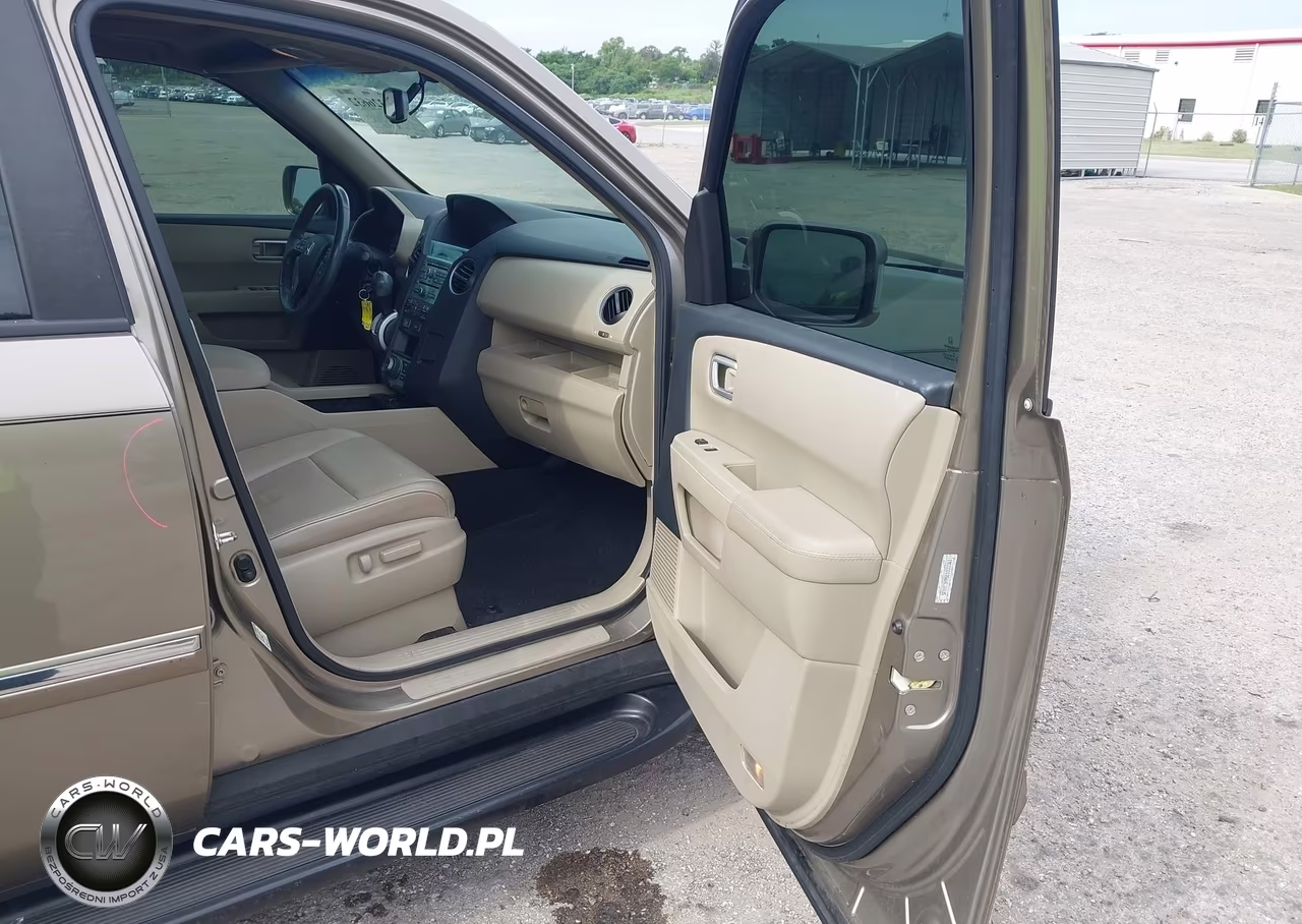 2011 Honda Pilot Touring VIN:5FNYF3H95BB030363 - 5