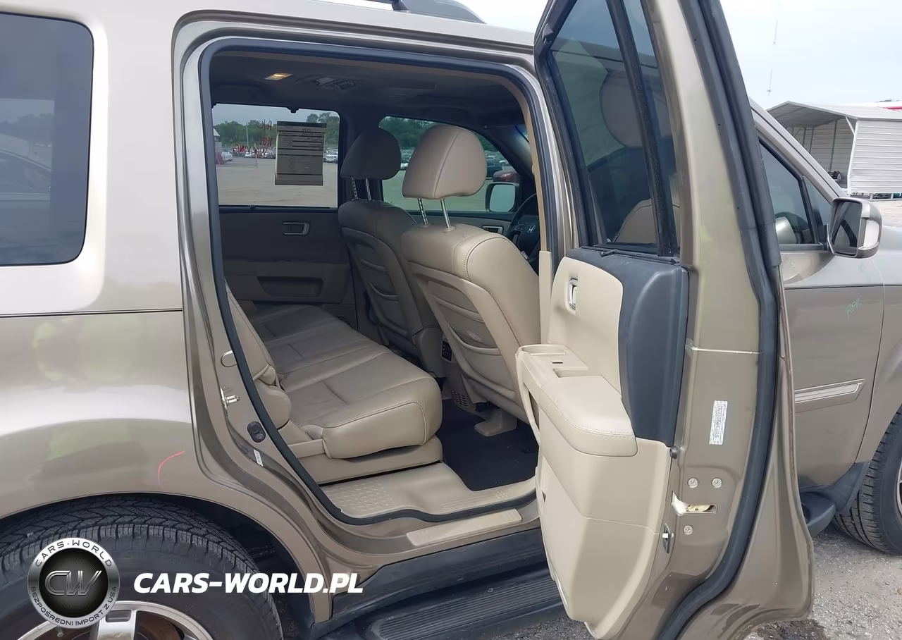 2011 Honda Pilot Touring VIN:5FNYF3H95BB030363 - 8
