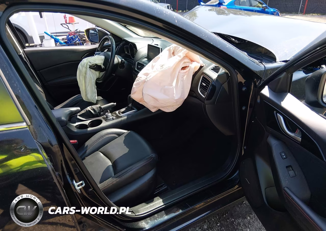 2016 Mazda 3 Grand Touring VIN:JM1BM1N71G1341131 - 5