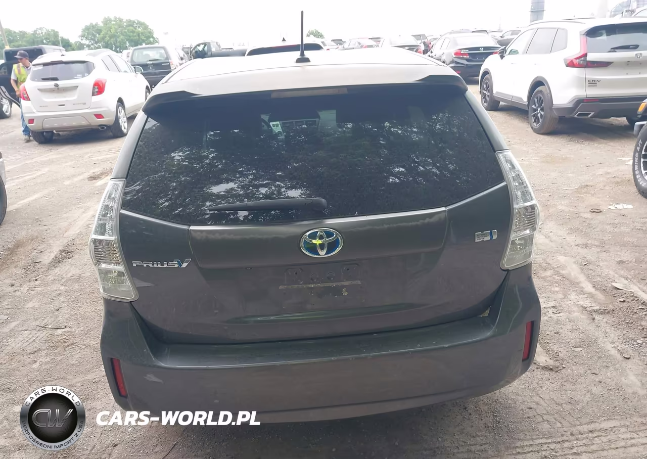 2013 Toyota Prius V Three VIN:JTDZN3EU8D3190303 - 15