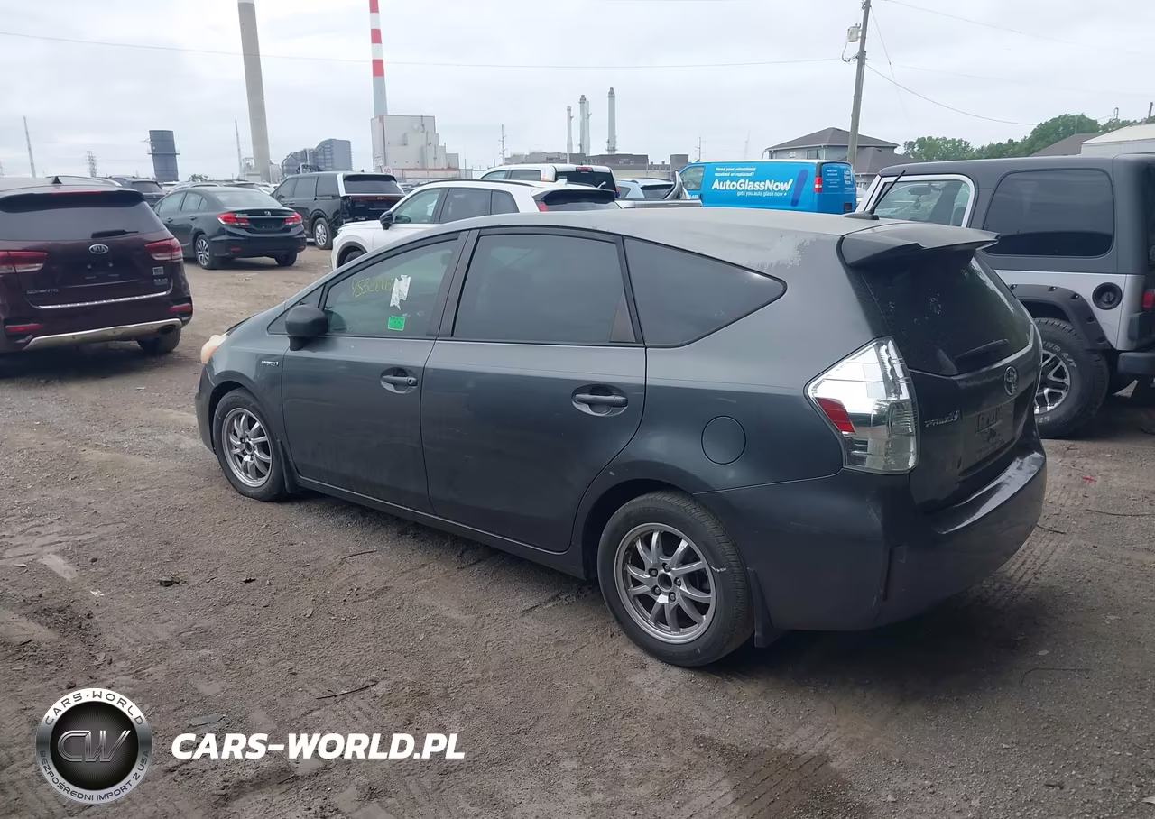 2013 Toyota Prius V Three VIN:JTDZN3EU8D3190303 - 3