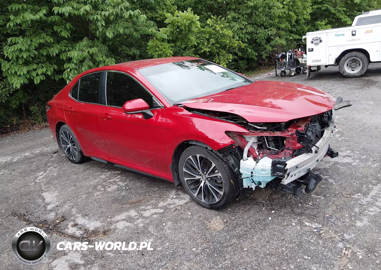 2020 Toyota Camry Se – zdjęcie 1 z 17