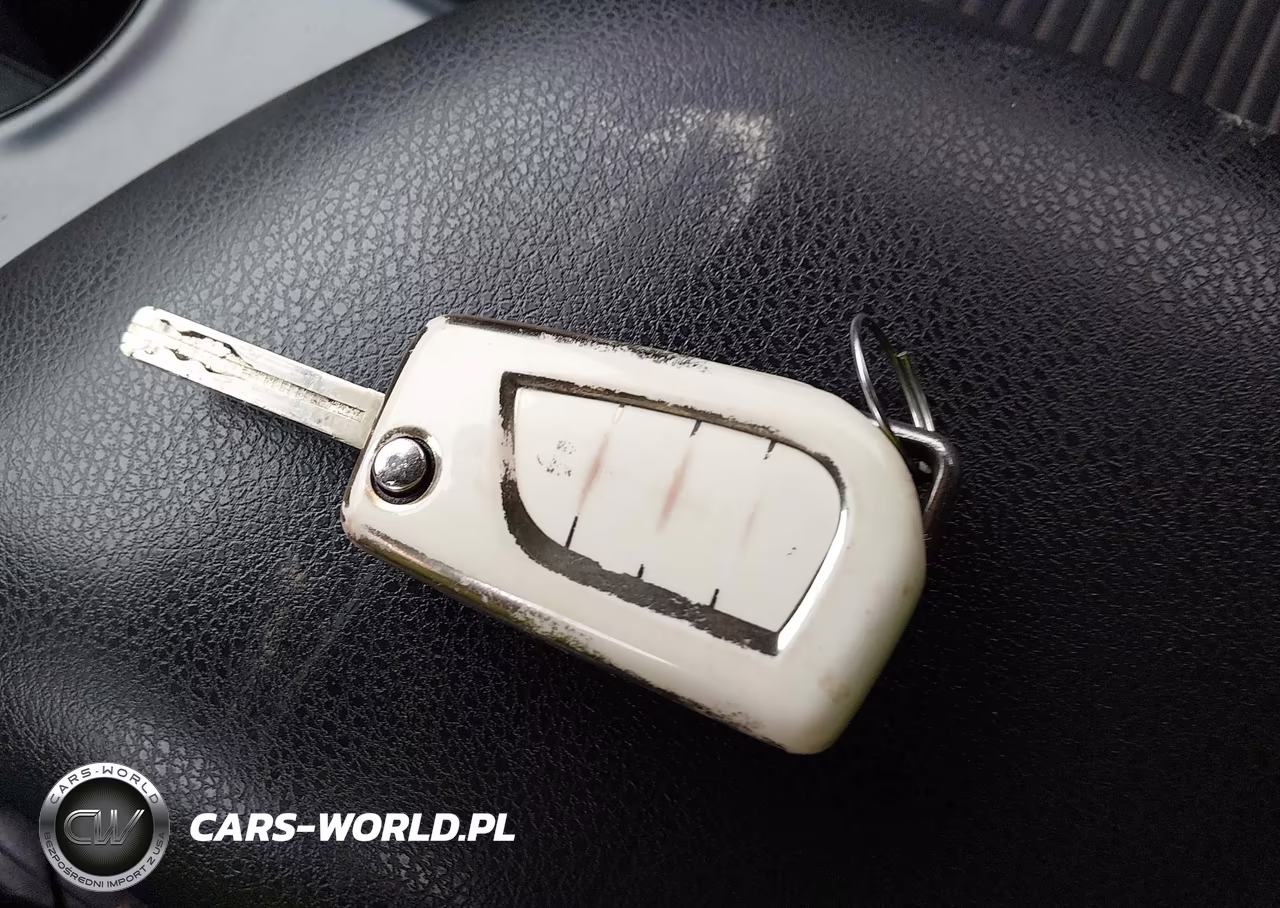 2020 Toyota Camry Se VIN:4T1G11AK5LU307710 - 11
