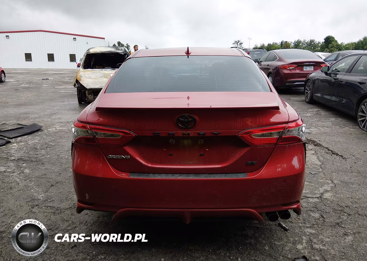 2020 Toyota Camry Se VIN:4T1G11AK5LU307710 - 17