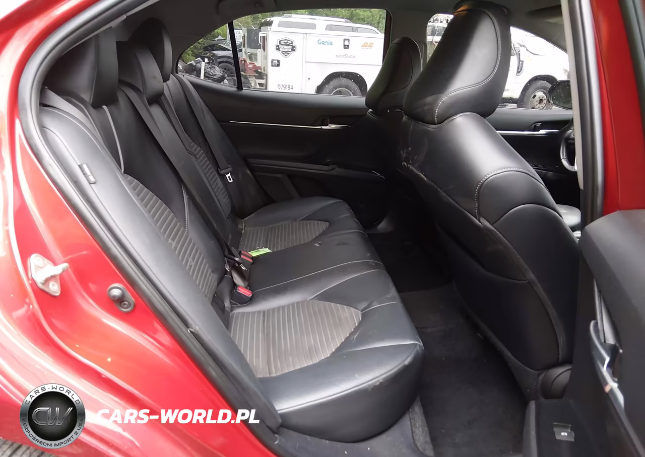2020 Toyota Camry Se VIN:4T1G11AK5LU307710 - 8