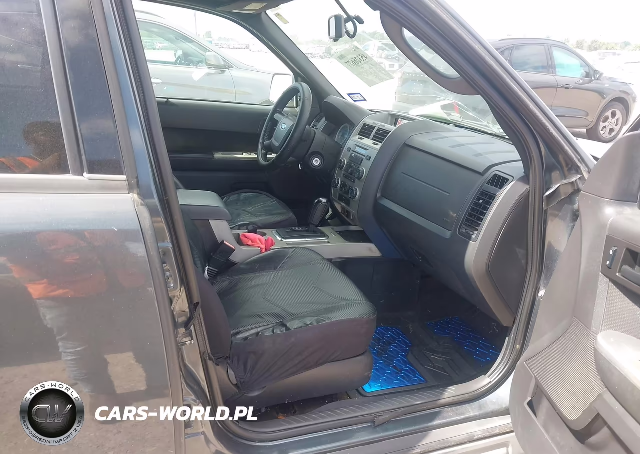 2009 Ford Escape Xlt VIN:1FMCU03759KA93542 - 5