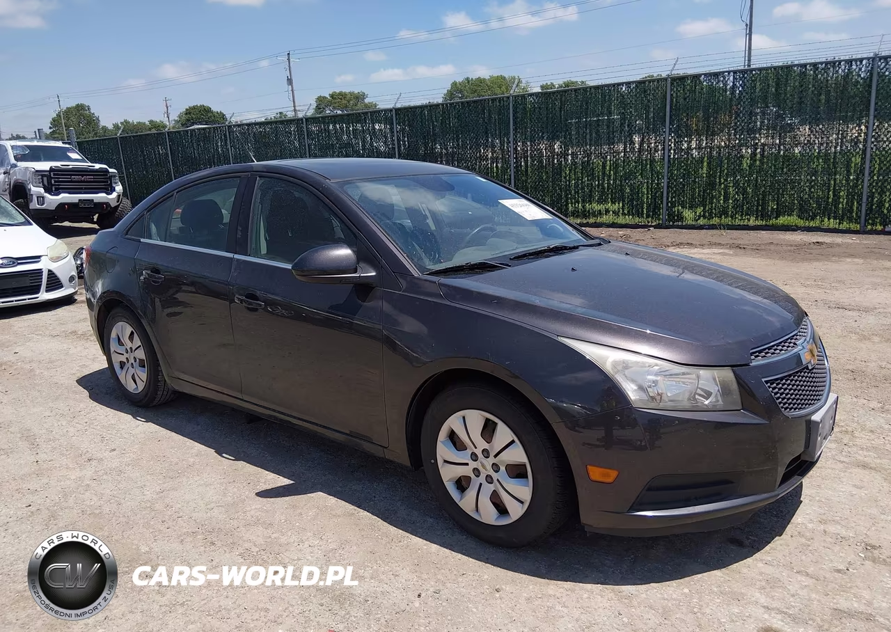 2014 Chevrolet Cruze 1Lt Auto – zdjęcie 1 z 12