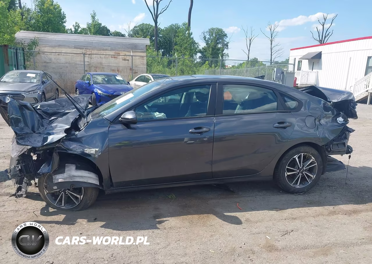 2023 Kia Forte Lxs VIN:3KPF24AD9PE505307 - 14