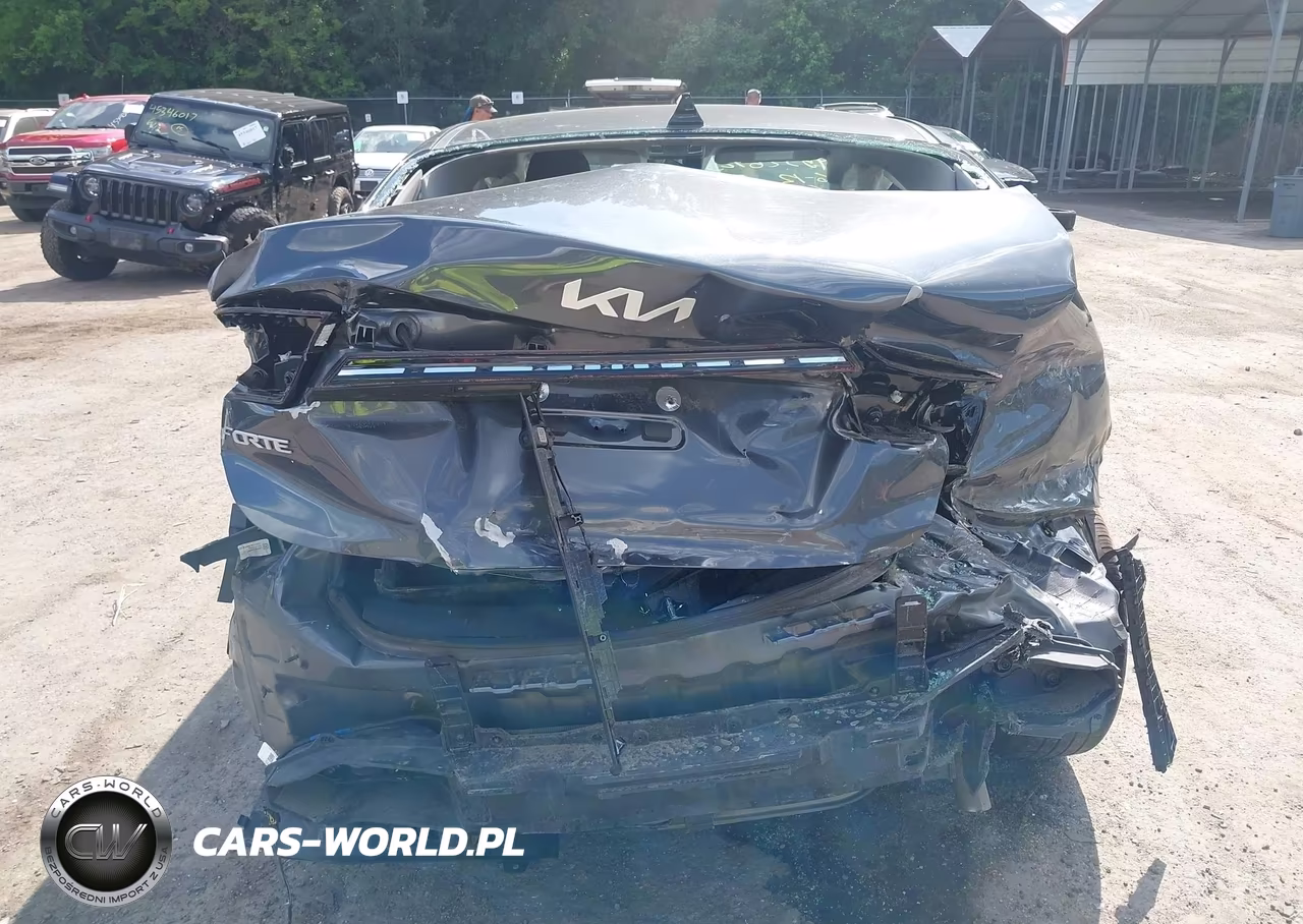 2023 Kia Forte Lxs VIN:3KPF24AD9PE505307 - 16