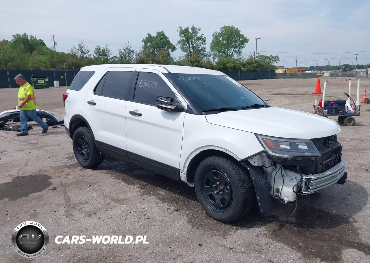 2017 Ford Utility Police Interceptor – zdjęcie 1 z 18