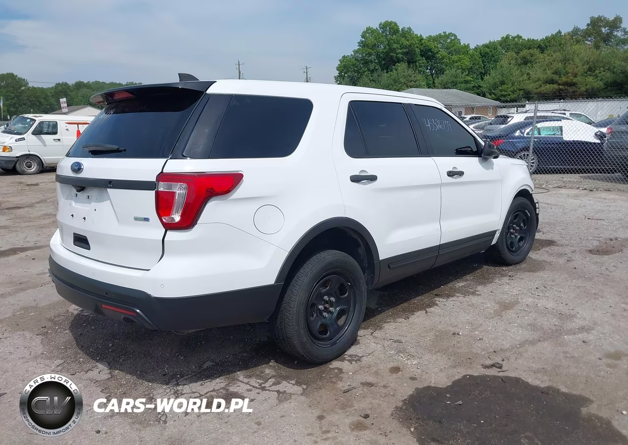 2017 Ford Utility Police Interceptor VIN:1FM5K8AR6HGE30349 - 4