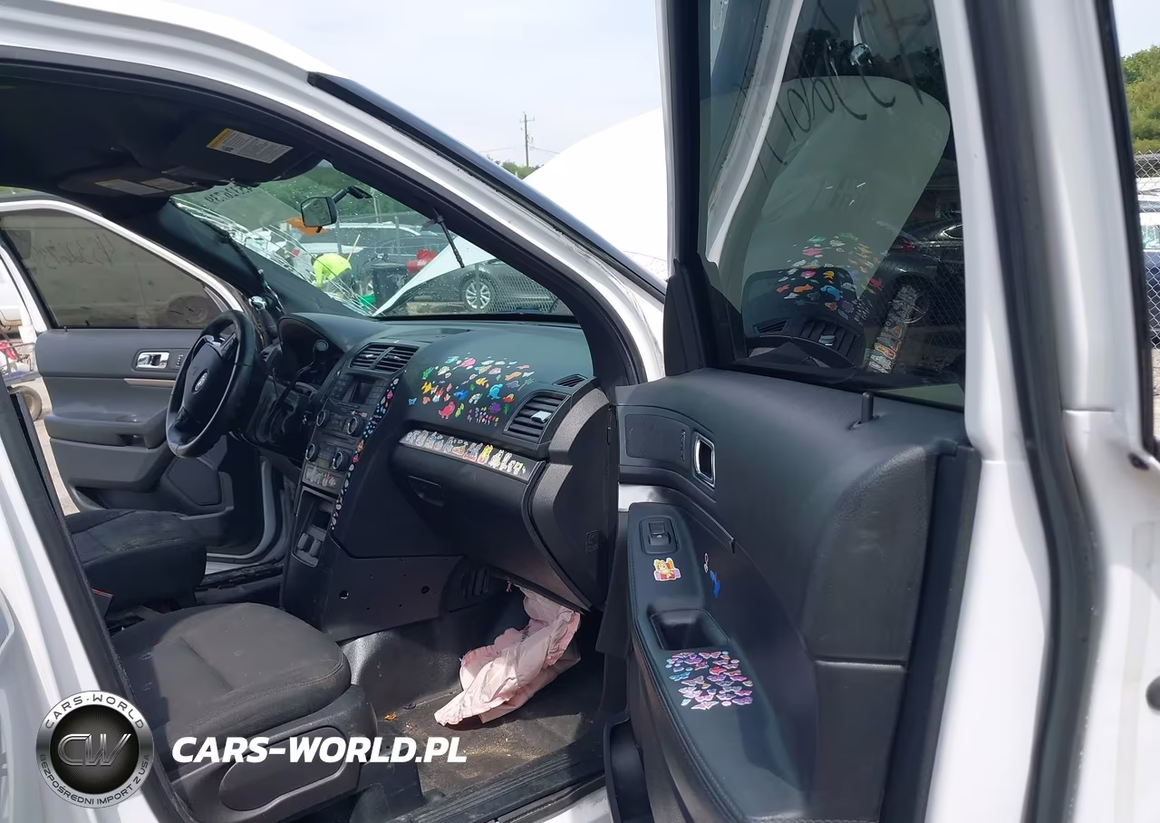 2017 Ford Utility Police Interceptor VIN:1FM5K8AR6HGE30349 - 5