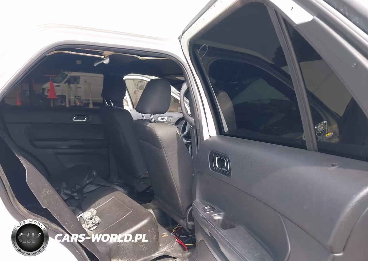 2017 Ford Utility Police Interceptor VIN:1FM5K8AR6HGE30349 - 8