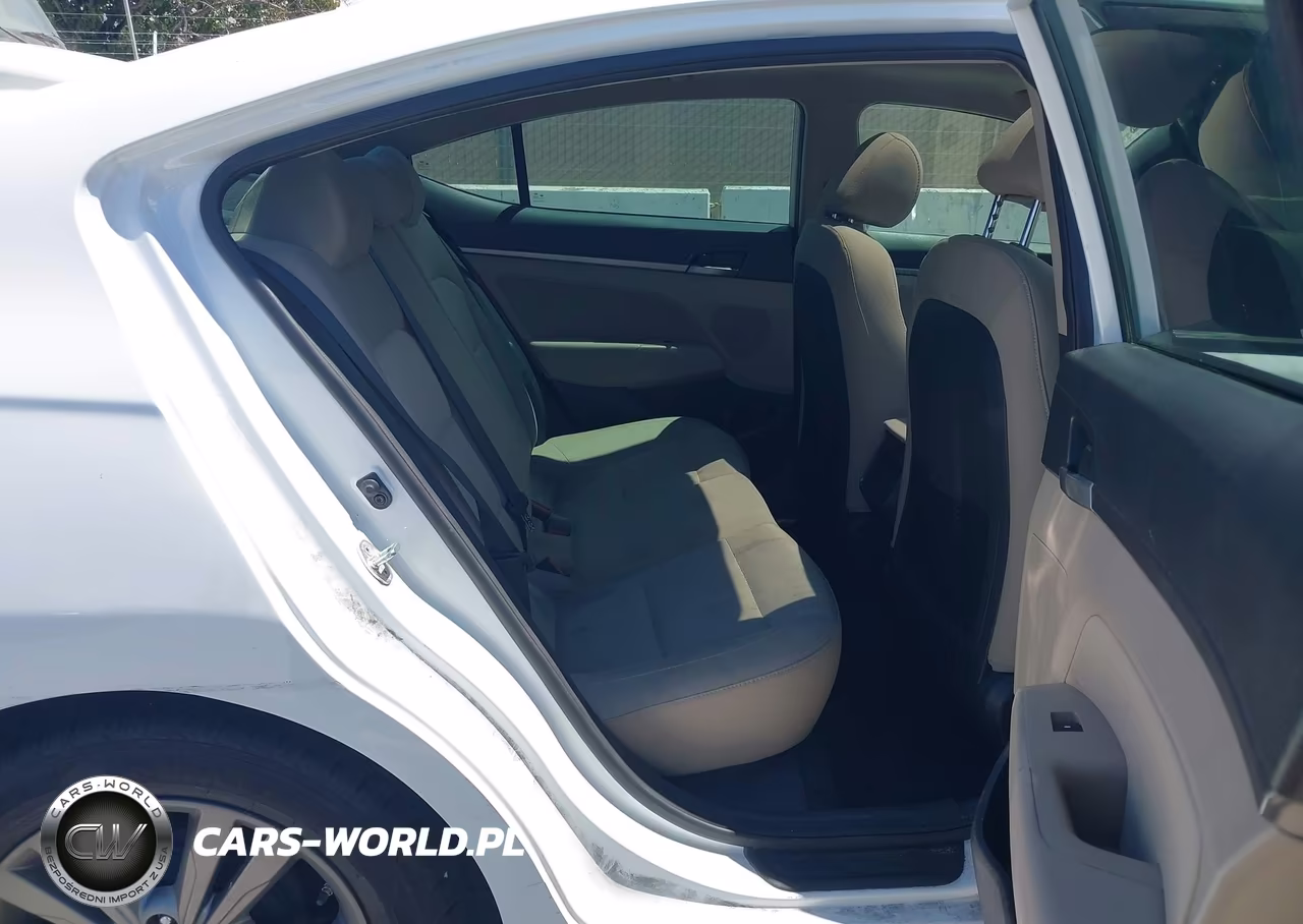 2017 Hyundai Elantra Value Edition VIN:5NPD84LF8HH203444 - 8