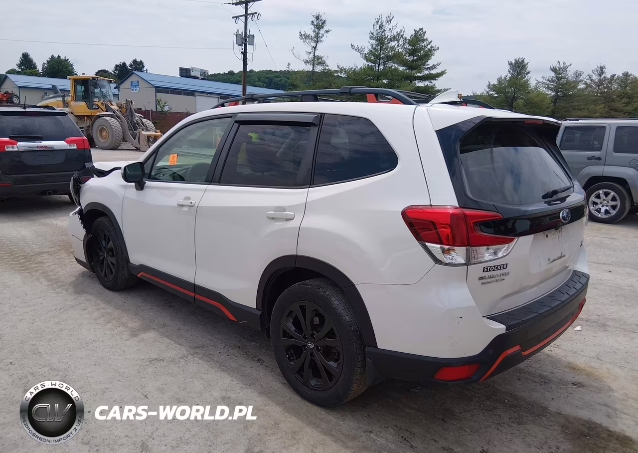 2019 Subaru Forester Sport VIN:JF2SKAKC1KH538485 - 3
