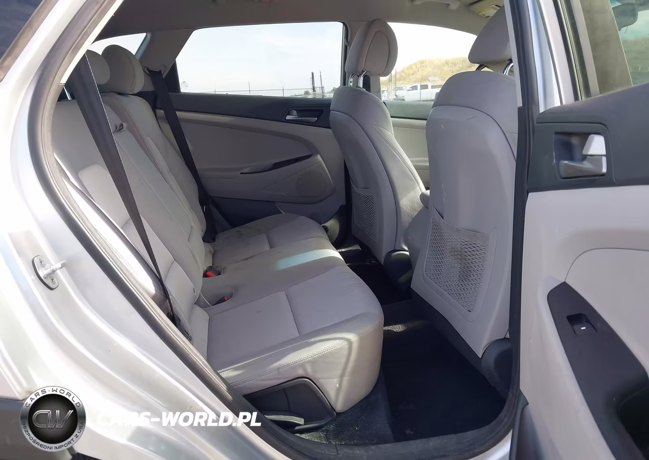 2018 Hyundai Tucson Sel VIN:KM8J3CA43JU760475 - 8