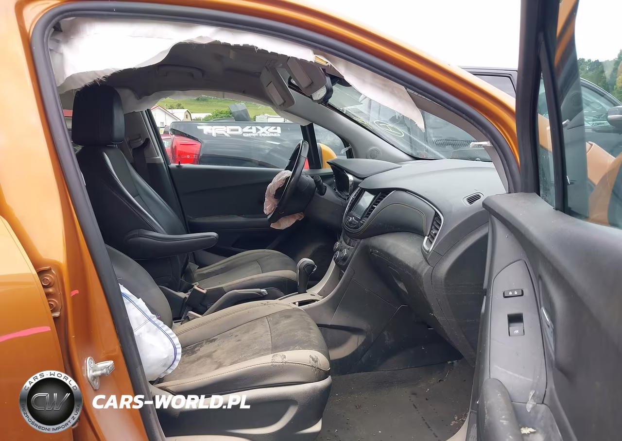2017 Chevrolet Trax Lt VIN:3GNCJLSB5HL157054 - 5