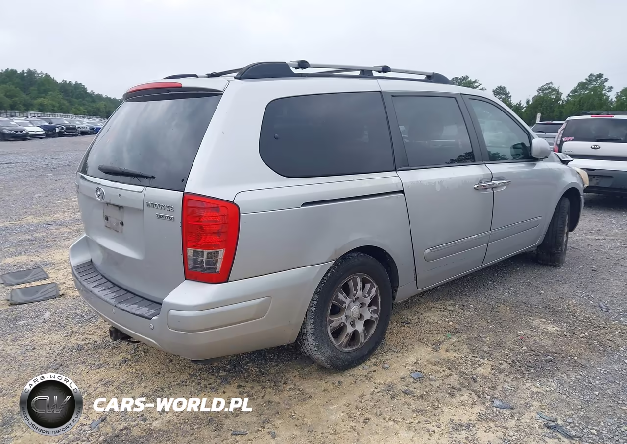 2008 Hyundai Entourage Gls-Limited VIN:KNDMC233X86045014 - 4