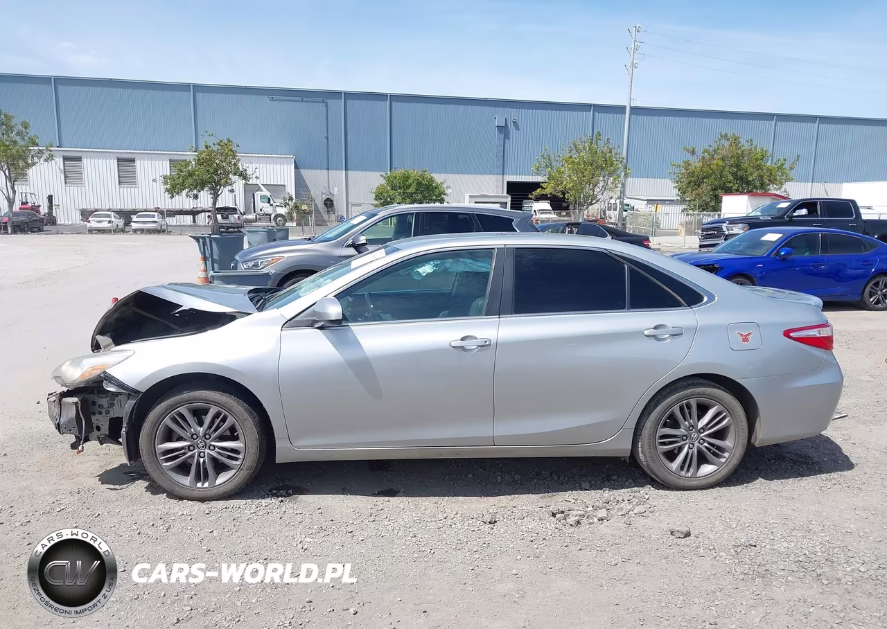 2017 Toyota Camry Se VIN:4T1BF1FK6HU653910 - 14