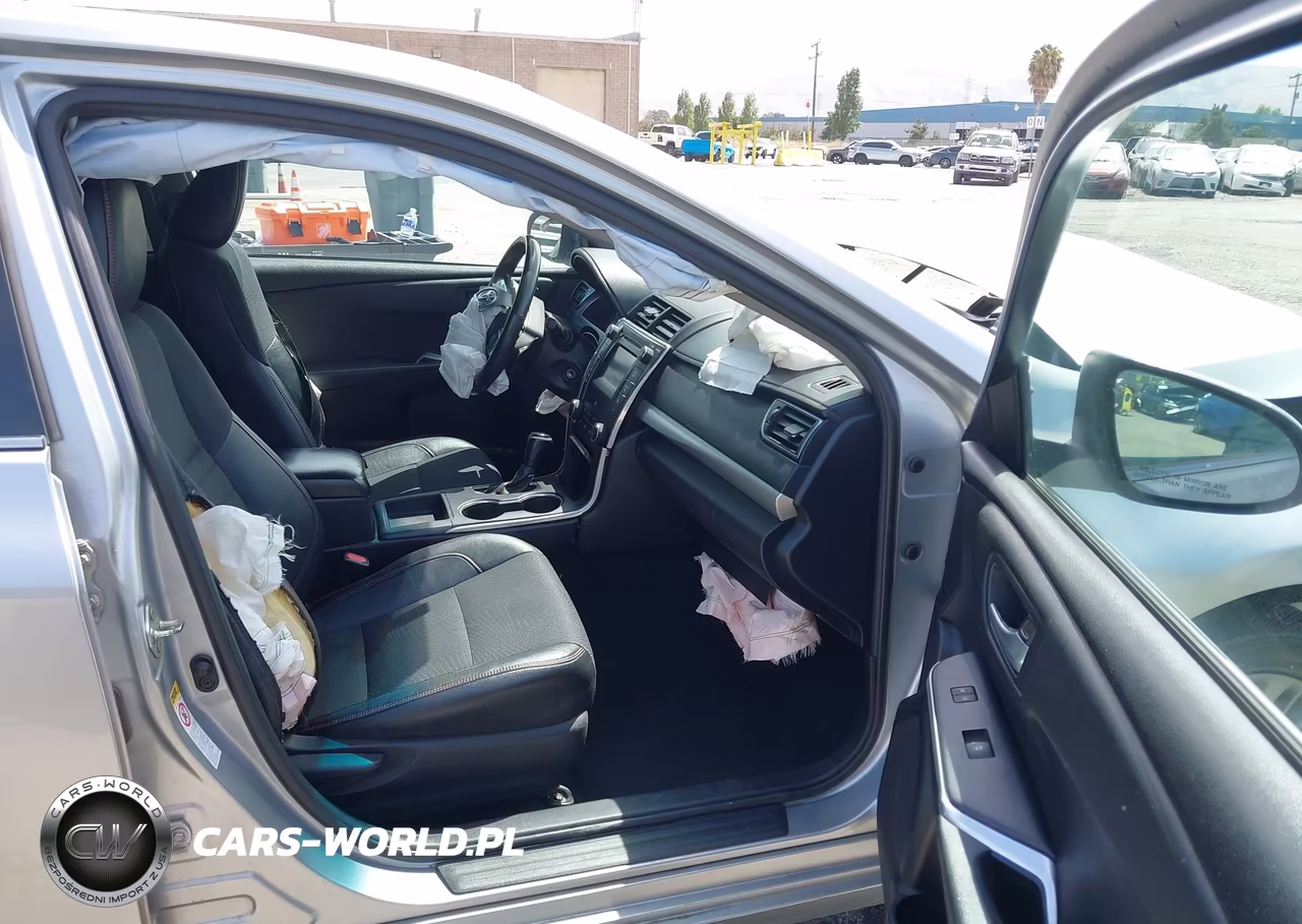 2017 Toyota Camry Se VIN:4T1BF1FK6HU653910 - 5