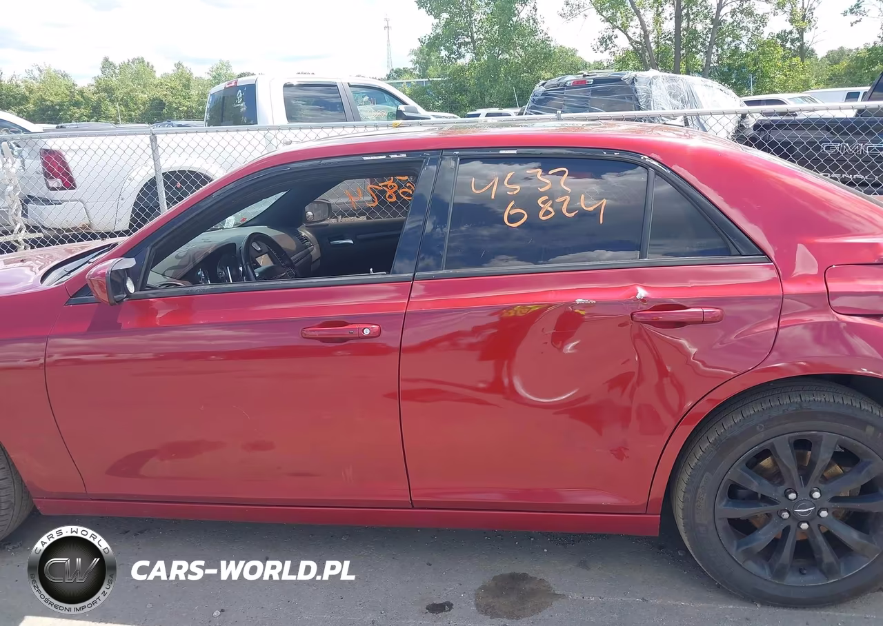 2014 Chrysler 300 300S VIN:2C3CCAGG2EH361525 - 15