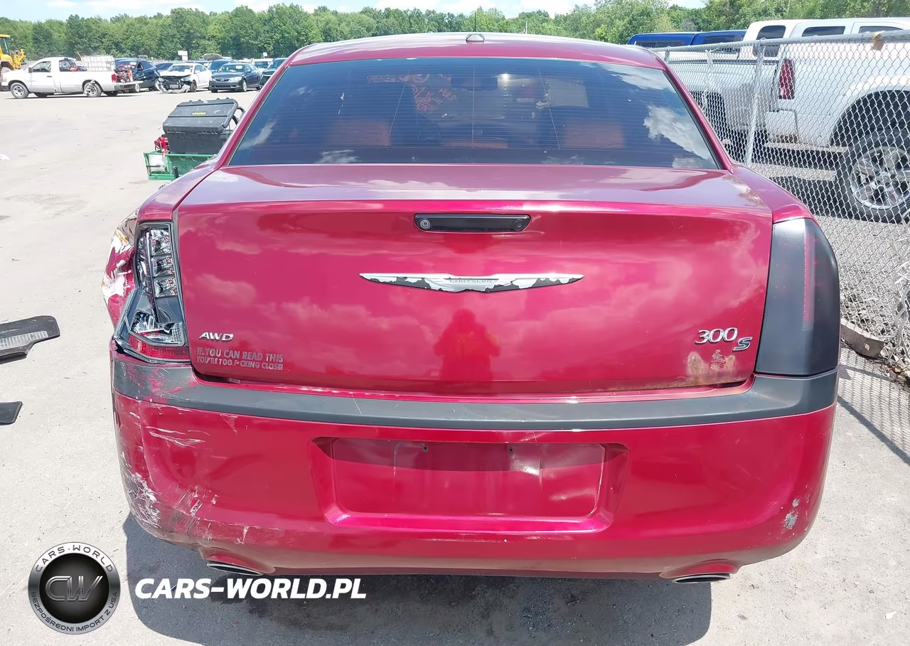 2014 Chrysler 300 300S VIN:2C3CCAGG2EH361525 - 17