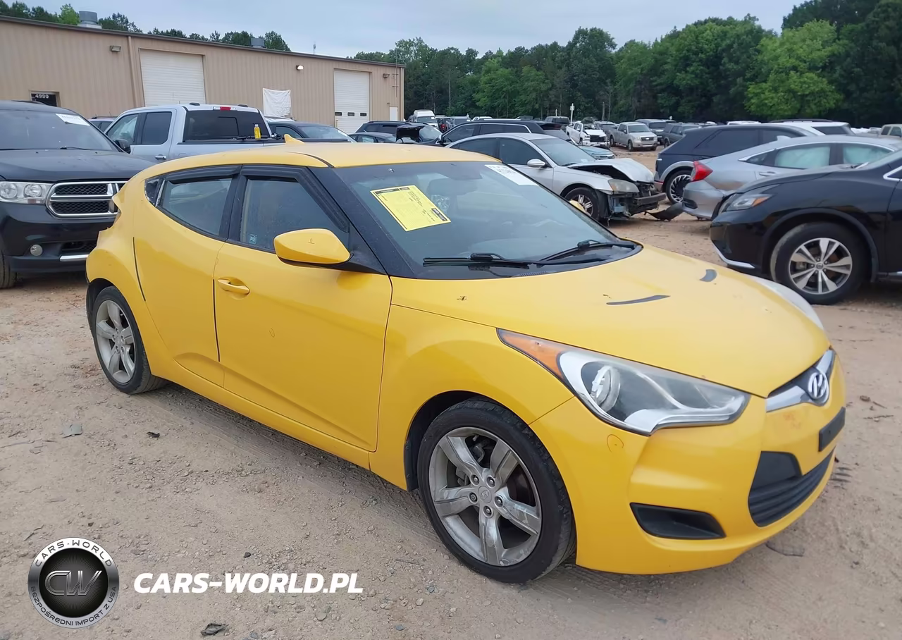 2012 Hyundai Veloster Base W-Black