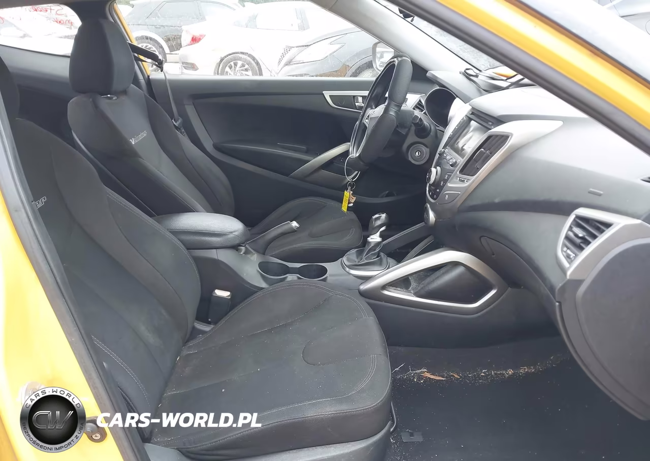 2012 Hyundai Veloster Base W-Black VIN:KMHTC6AD3CU020793 - 5