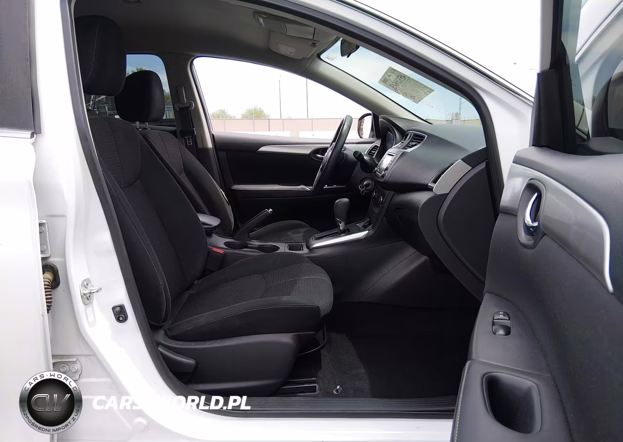 2018 Nissan Sentra S VIN:3N1AB7AP4JY294113 - 5