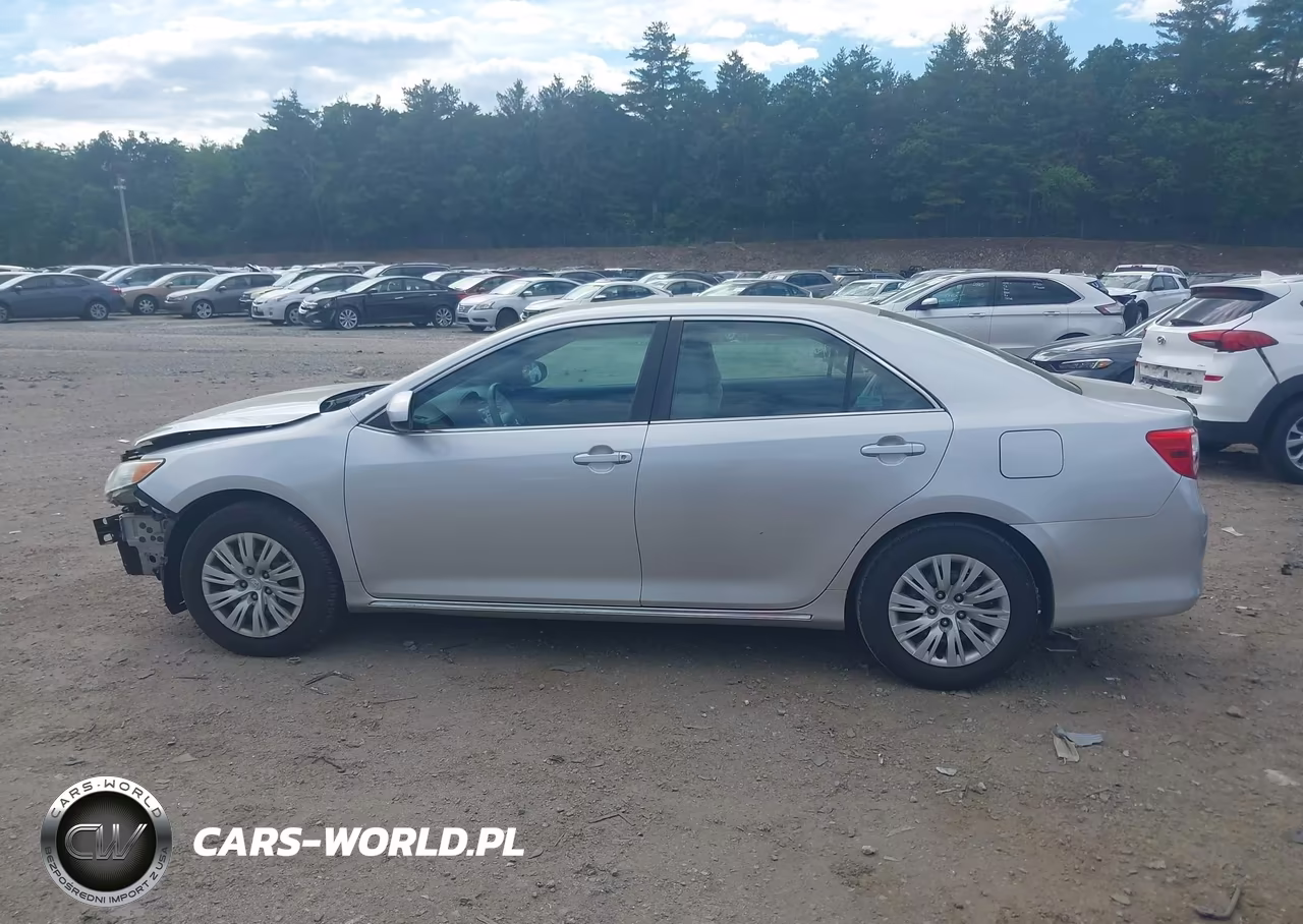 2012 Toyota Camry Le VIN:4T4BF1FK6CR205858 - 15