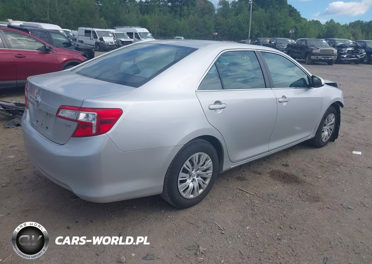2012 Toyota Camry Le VIN:4T4BF1FK6CR205858 - 4