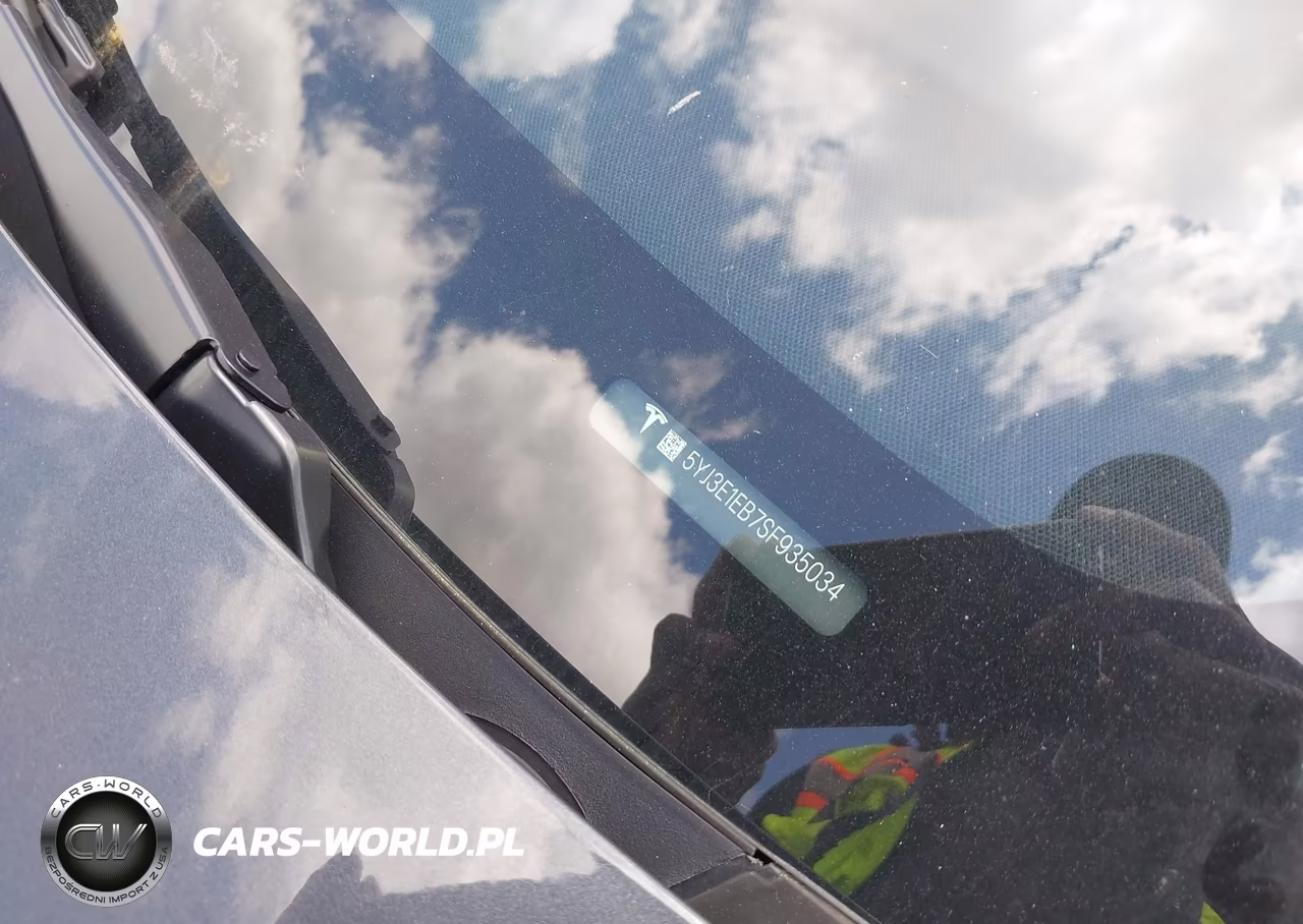 2025 Tesla Model 3 Long Range All-Wheel Drive VIN:5YJ3E1EB7SF935034 - 9