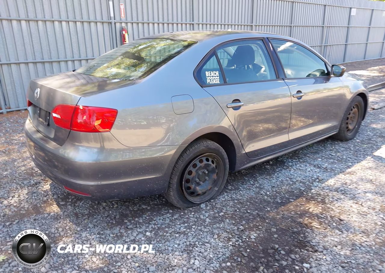 2012 Volkswagen Jetta 2.0L S VIN:3VW2K7AJ6CM349553 - 4