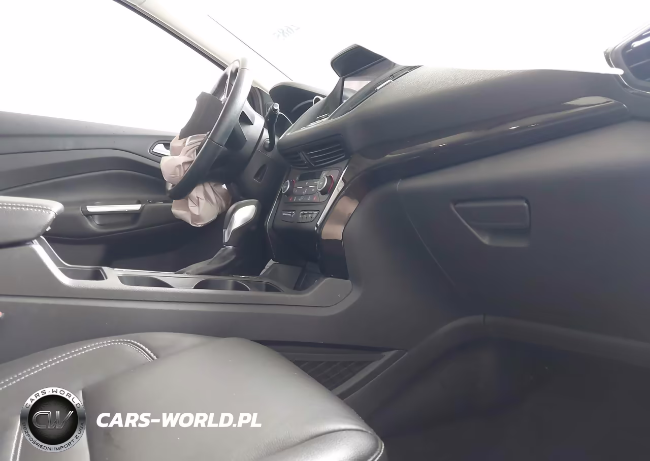 2018 Ford Escape Titanium VIN:1FMCU9J9XJUD28051 - 5