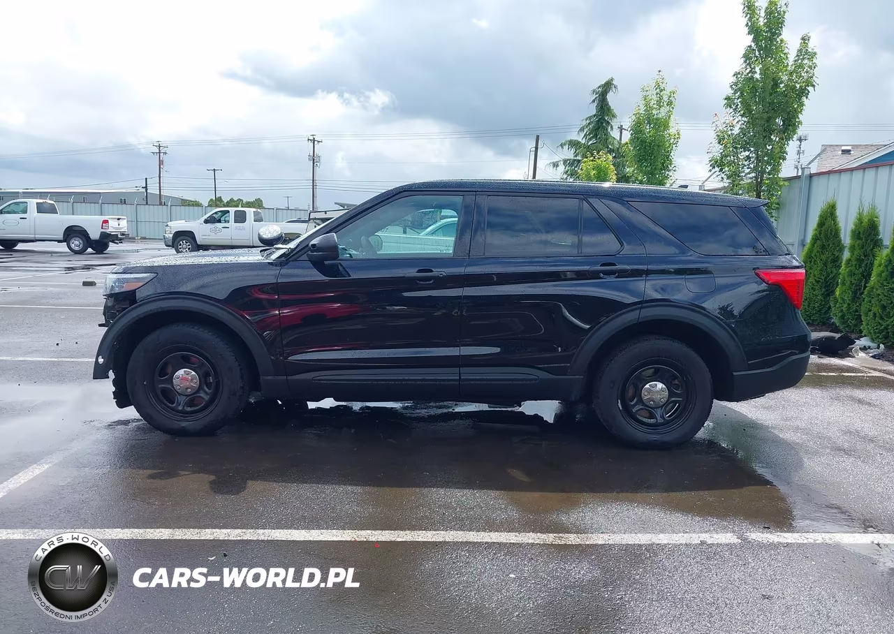 2024 Ford Police Interceptor Utility VIN:1FM5K8AB0RGA68944 - 15