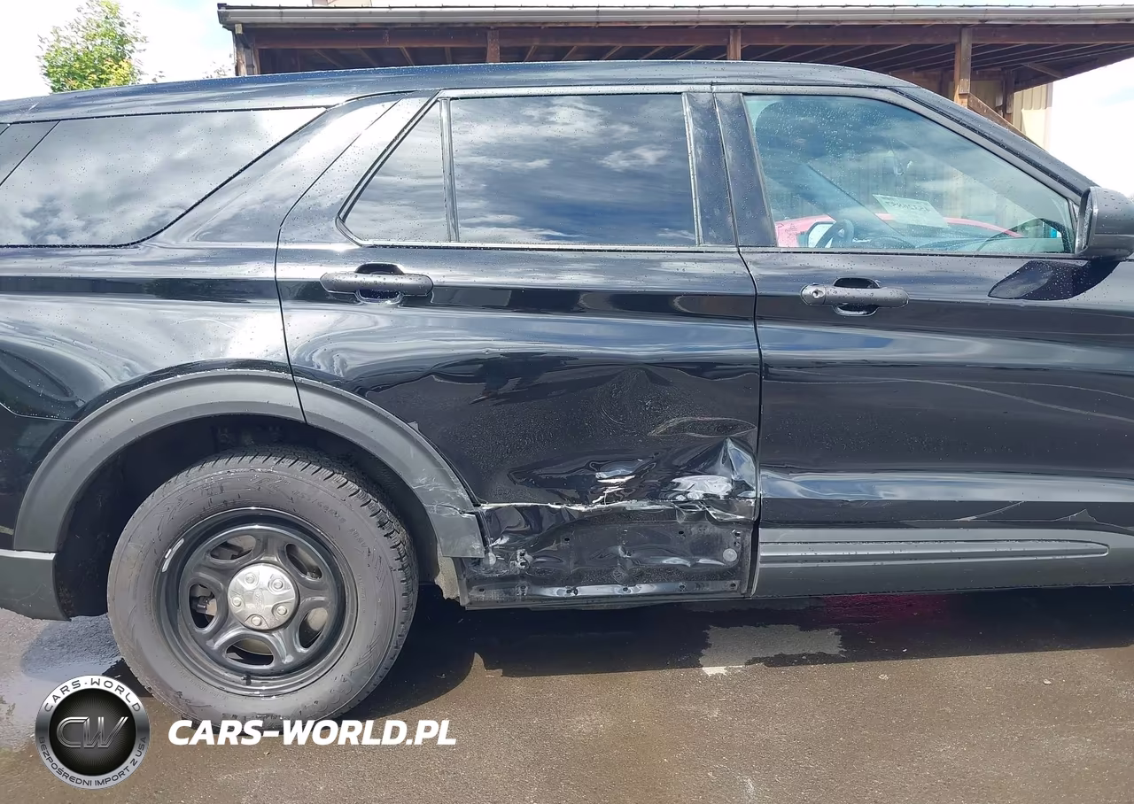 2024 Ford Police Interceptor Utility VIN:1FM5K8AB0RGA68944 - 19