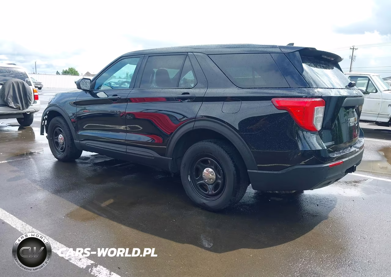 2024 Ford Police Interceptor Utility VIN:1FM5K8AB0RGA68944 - 3
