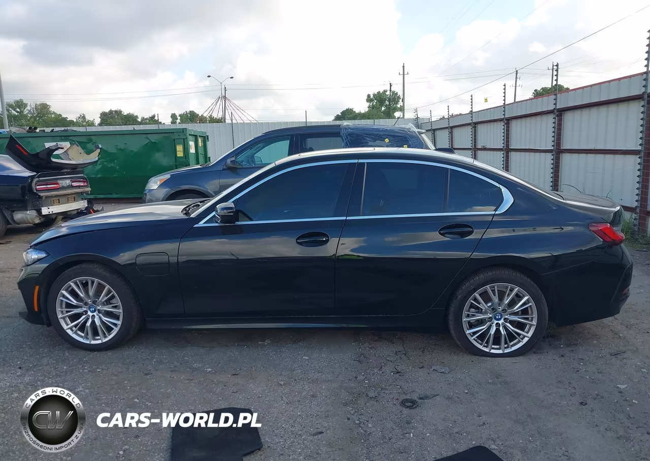 2024 BMW 330E xDrive VIN:3MW39FS07R8E04769 - 14