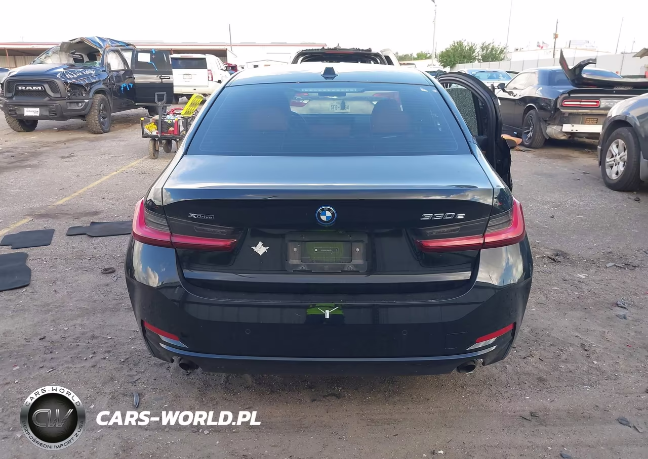 2024 BMW 330E xDrive VIN:3MW39FS07R8E04769 - 16